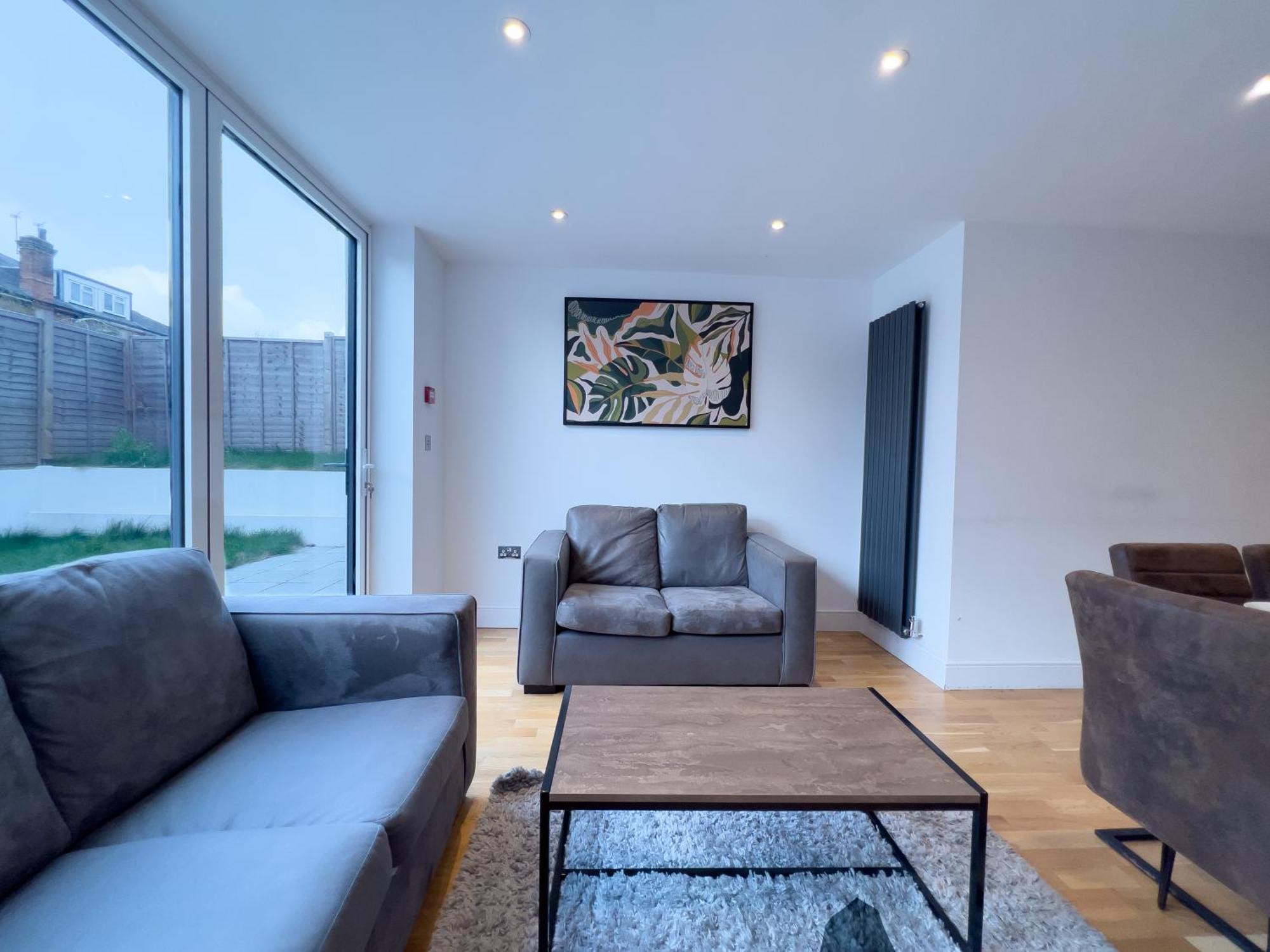 Deluxe 3 Bed Flat With Garden Leilighet Finchley Eksteriør bilde
